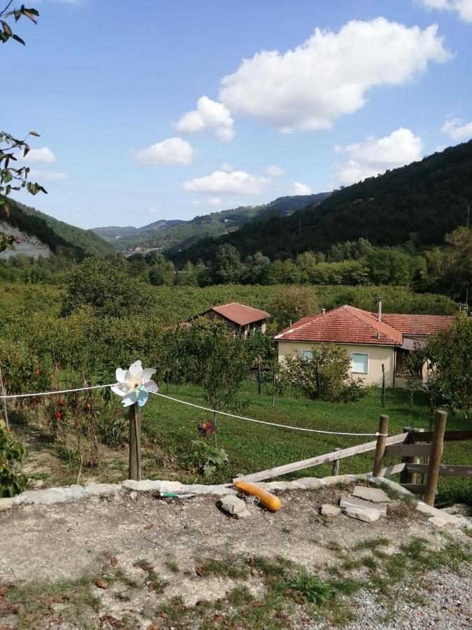 A Casa Di Anna Bed & Breakfast Cortemilia Exterior photo